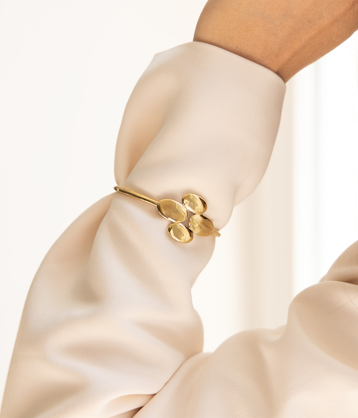 Bracelet Jonc Moebi (Acier doré)