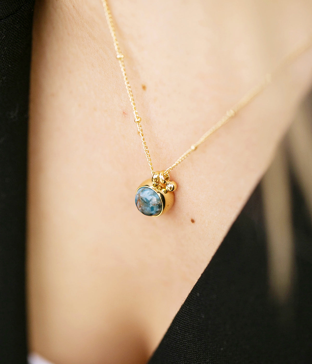 Collier Finni (Acier doré)