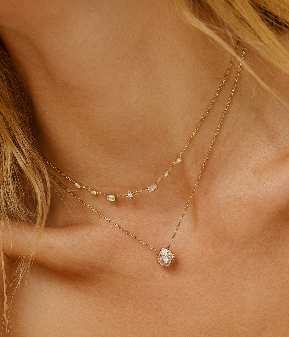 Collier Ermi (Acier doré)