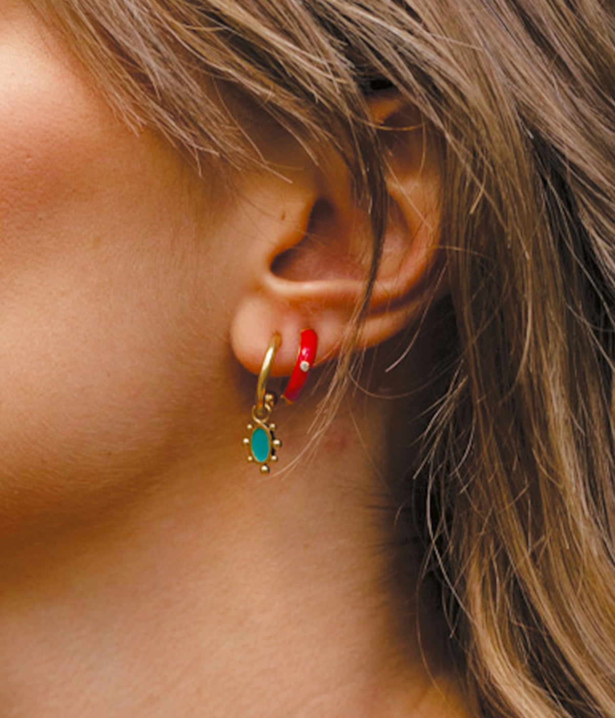 Boucles d'oreilles Riftan (Acier doré)